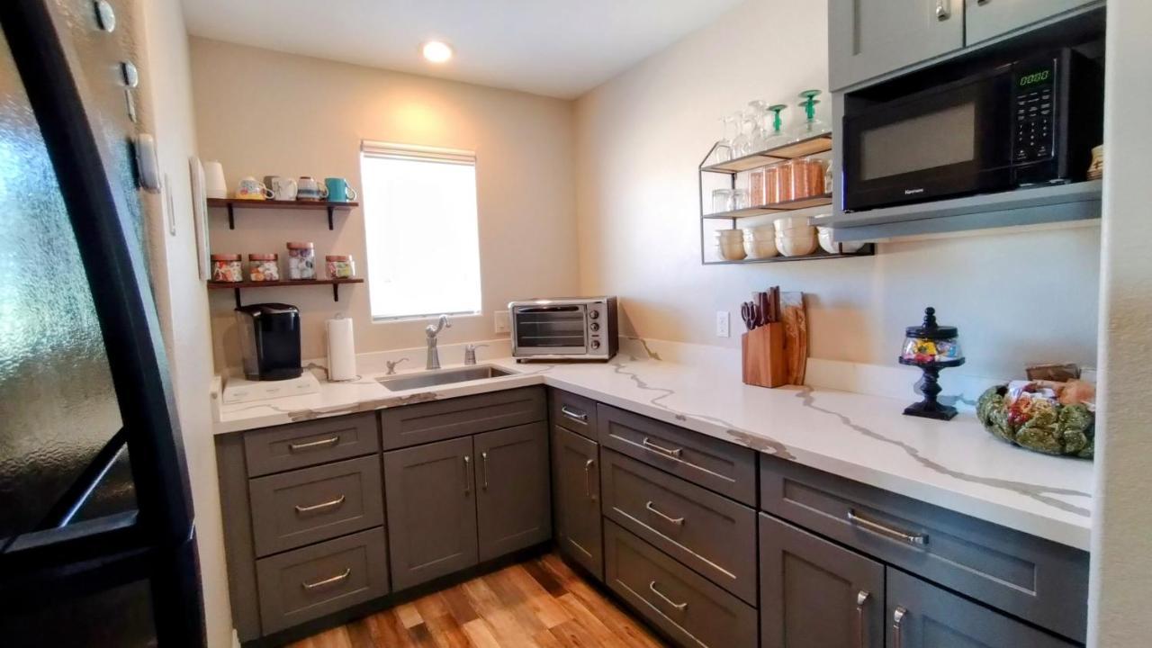 Falcon Cottage Pahrump Kültér fotó